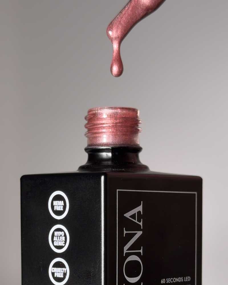 Cat_Eye_Gel_Polish_-_Muse